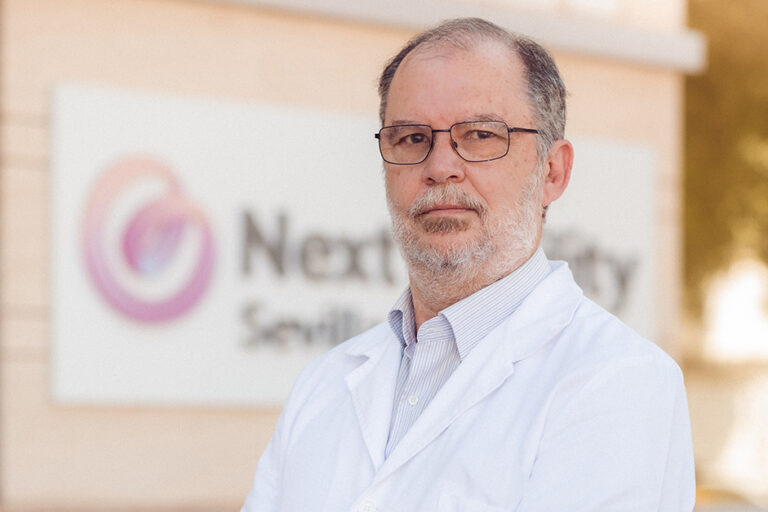 Embriólogo Antonio González